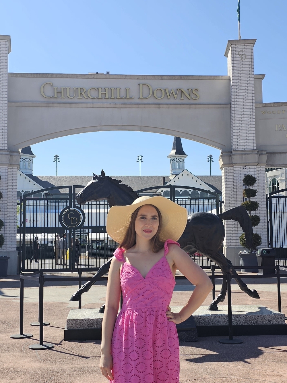 Vineyard Vines Pink Eyelet Official Kentucky Derby Dress - Picture 2 of 7